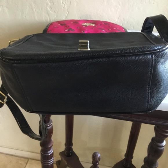 Betsey Johnson Call me Baby Phone ☎️ Purse - Picture 5 of 6